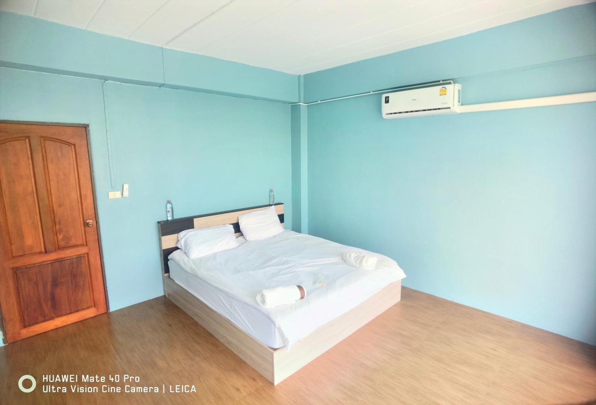 115 Townhouse Hotel Ban Khlong Krang Exterior photo
