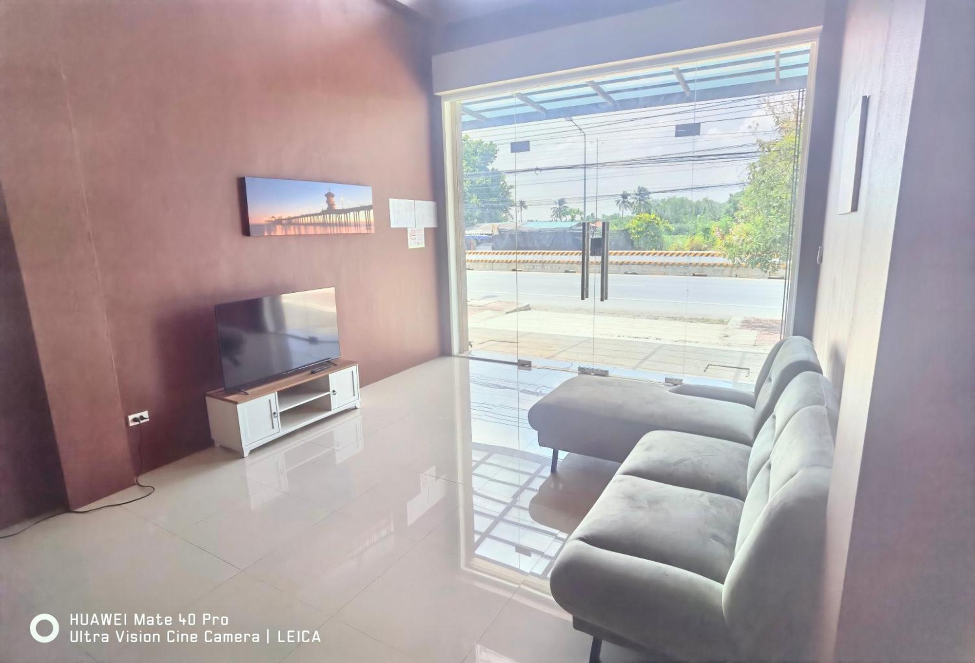 115 Townhouse Hotel Ban Khlong Krang Exterior photo