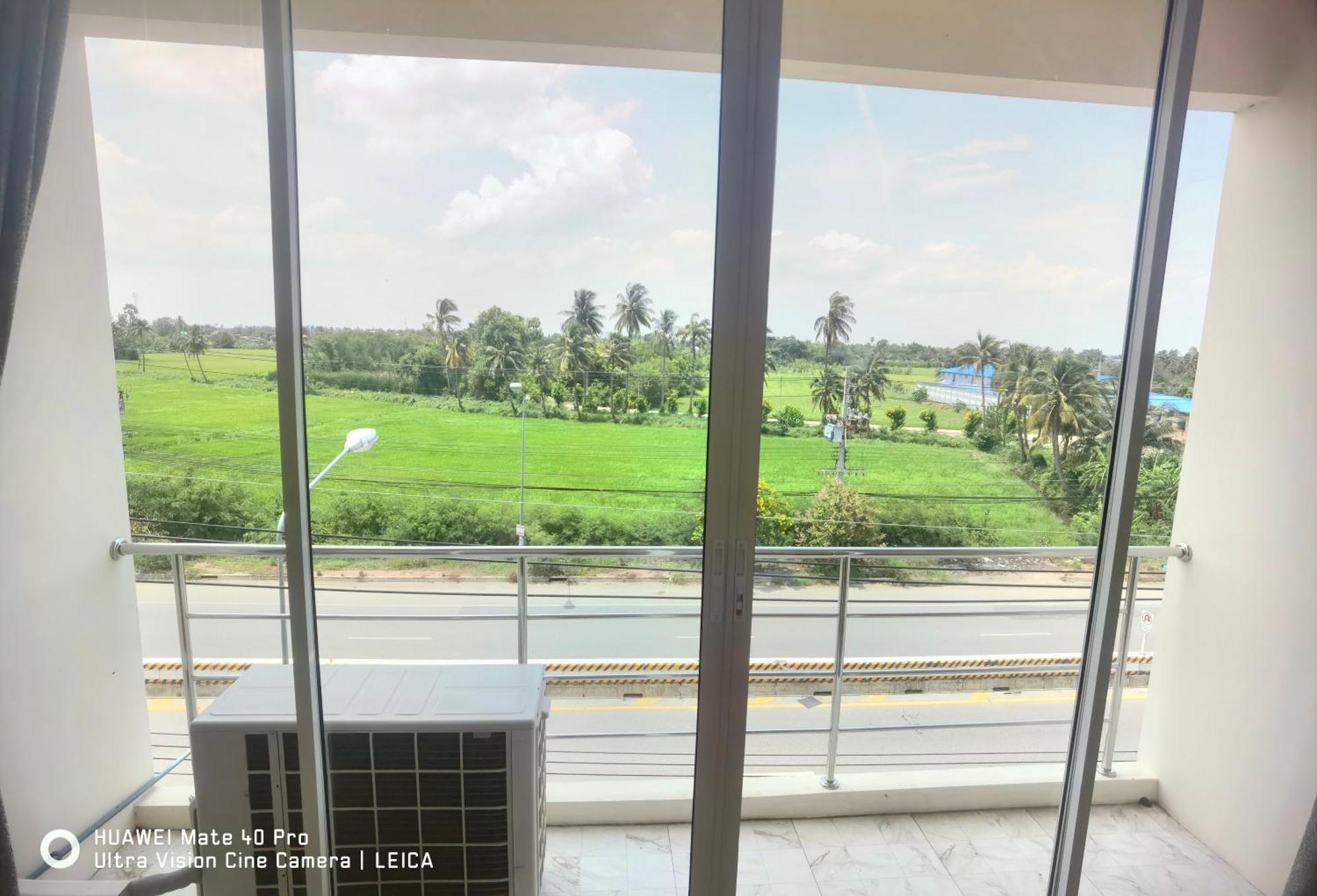 115 Townhouse Hotel Ban Khlong Krang Exterior photo