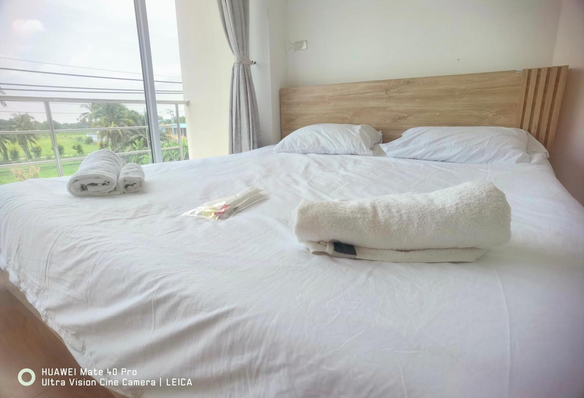 115 Townhouse Hotel Ban Khlong Krang Exterior photo