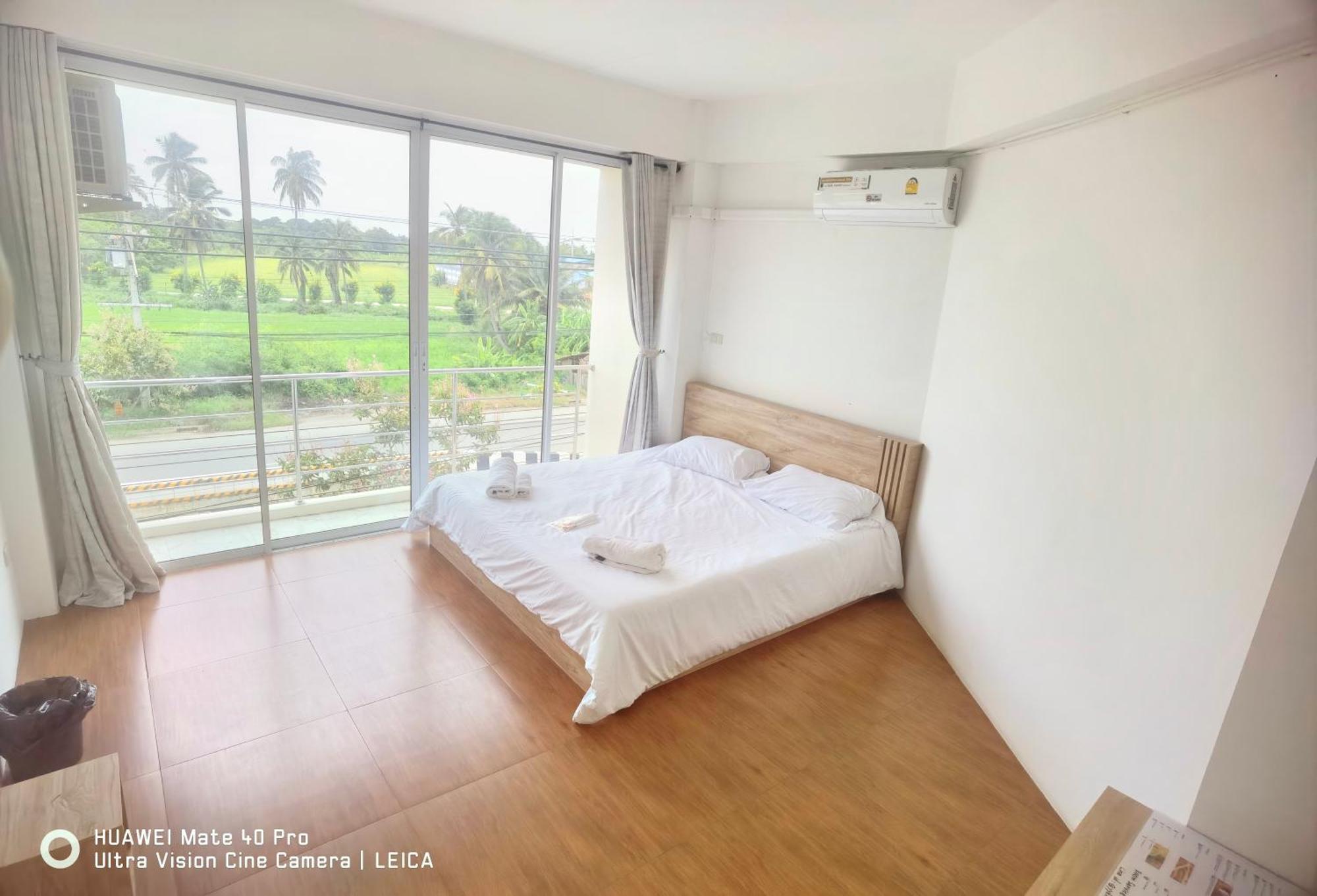 115 Townhouse Hotel Ban Khlong Krang Exterior photo