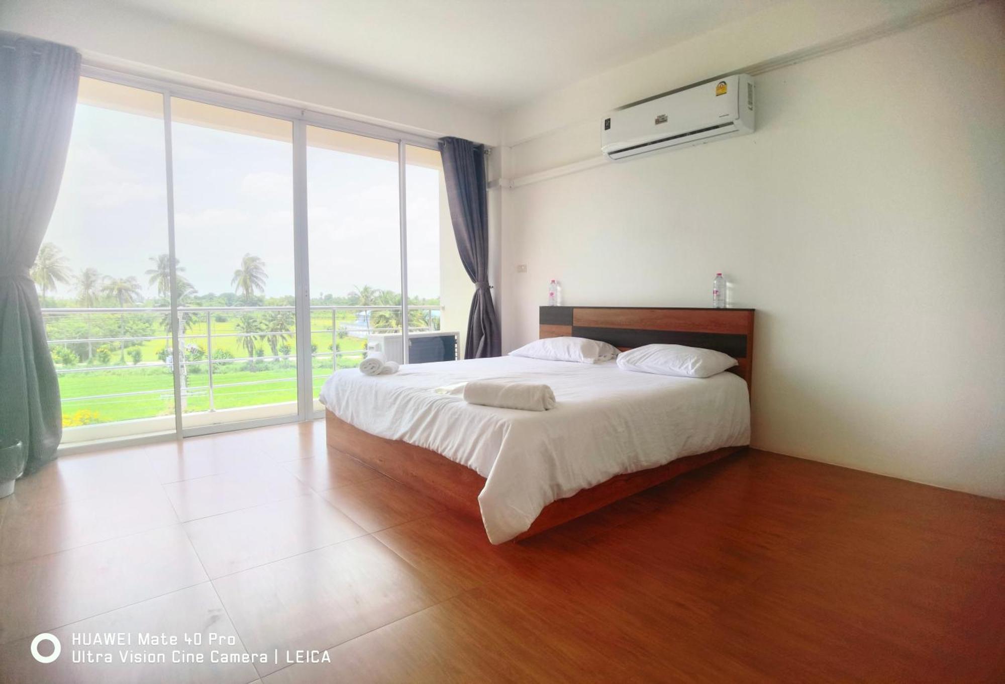 115 Townhouse Hotel Ban Khlong Krang Exterior photo