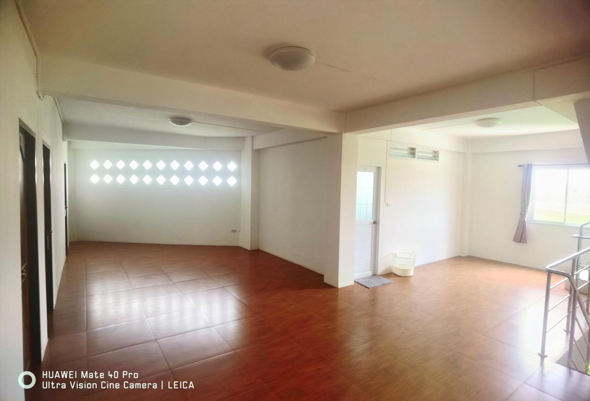 115 Townhouse Hotel Ban Khlong Krang Exterior photo