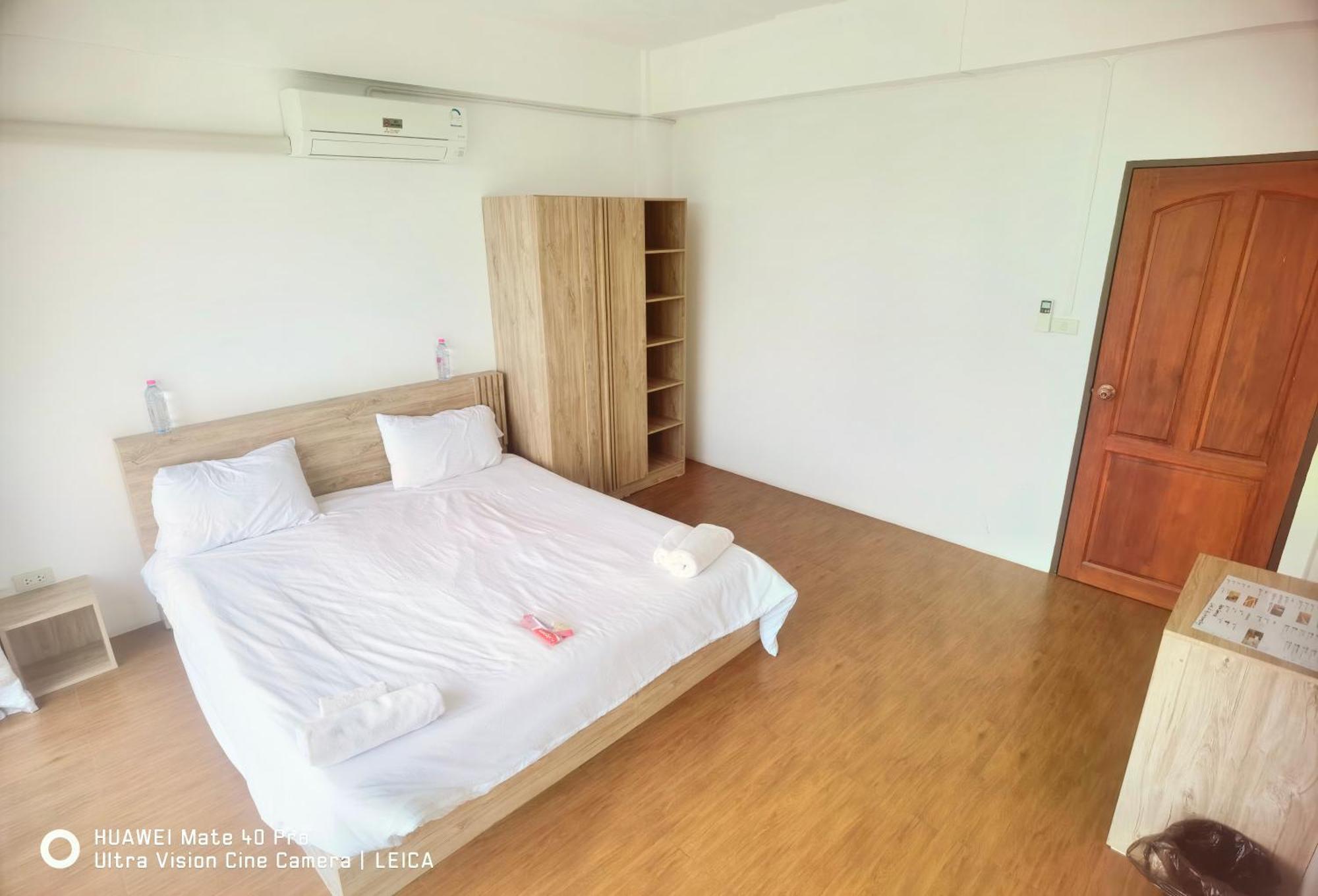 115 Townhouse Hotel Ban Khlong Krang Exterior photo