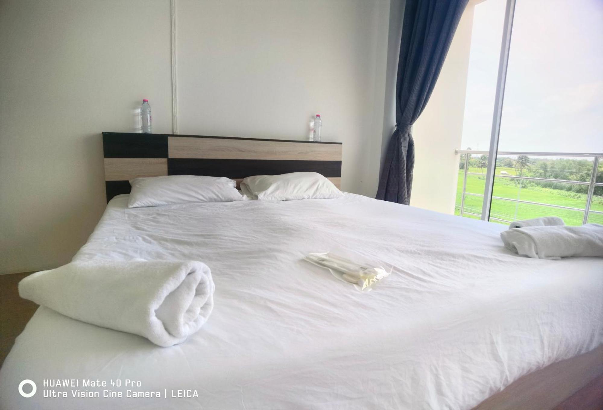 115 Townhouse Hotel Ban Khlong Krang Exterior photo