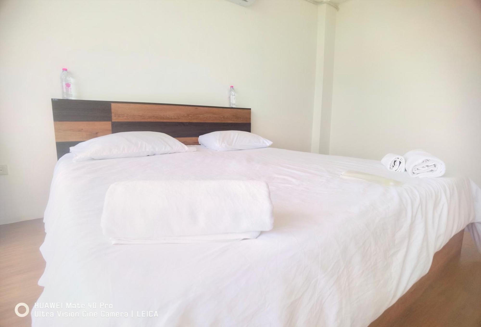115 Townhouse Hotel Ban Khlong Krang Exterior photo